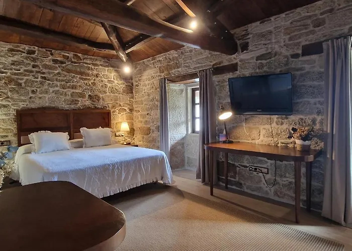 Habitaciones La Cuevona De Guitiriz Lugo